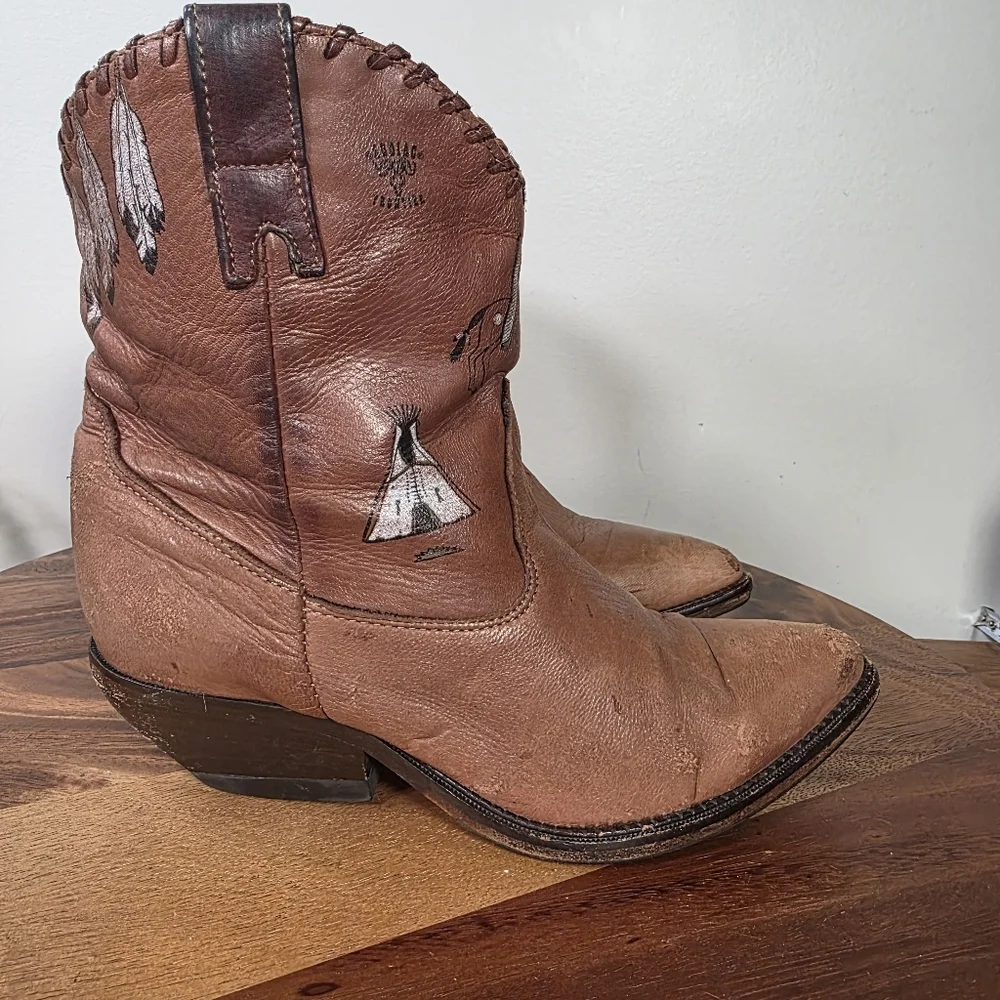 Vtg 90s Zodiac Western Ankle Boots Hand Painted Native American Size 6.5